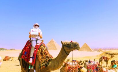tour to pyramids and sphinx with camel ride